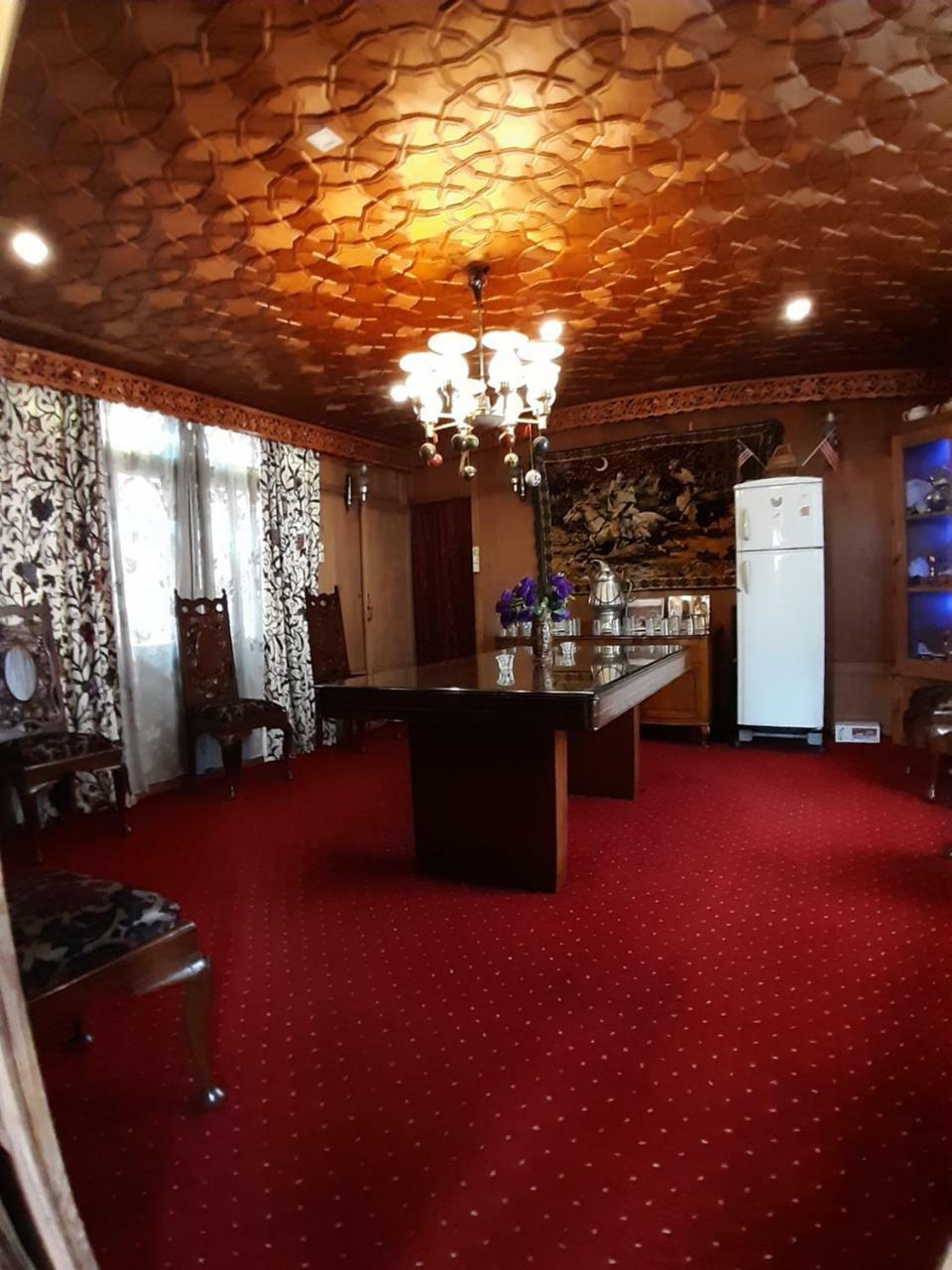 The Badyari Palace Houseboats Srinagar  Exterior photo